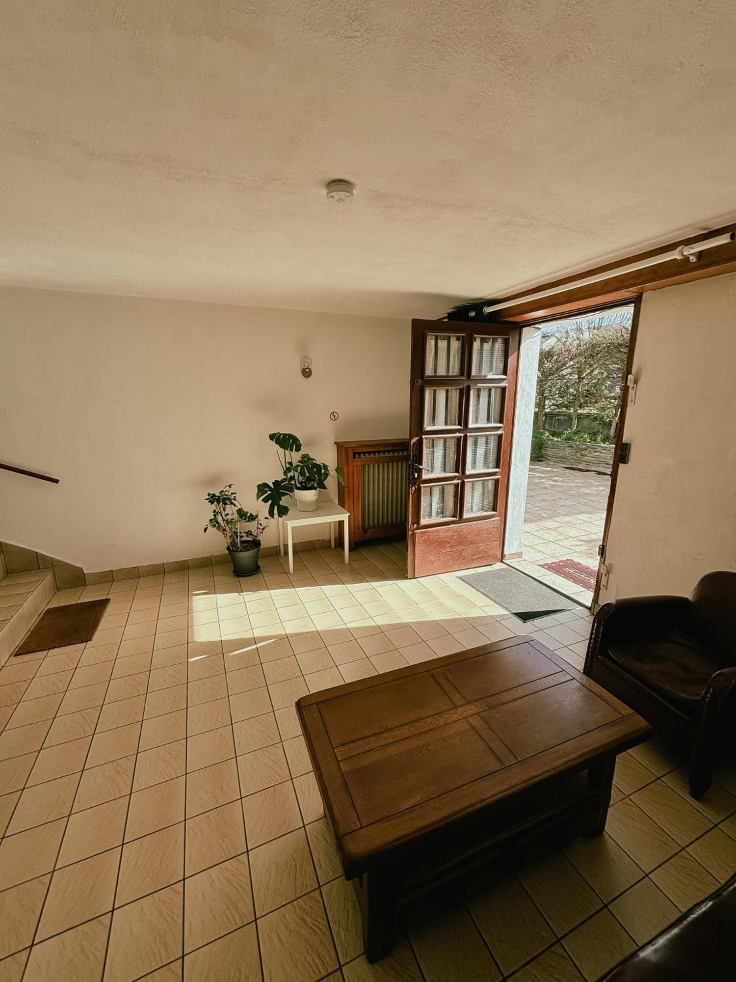 Duplex Avec Jardin - Proche Paris - Disneyland - Rer - Noisy-le-Grand Eksteriør billede
