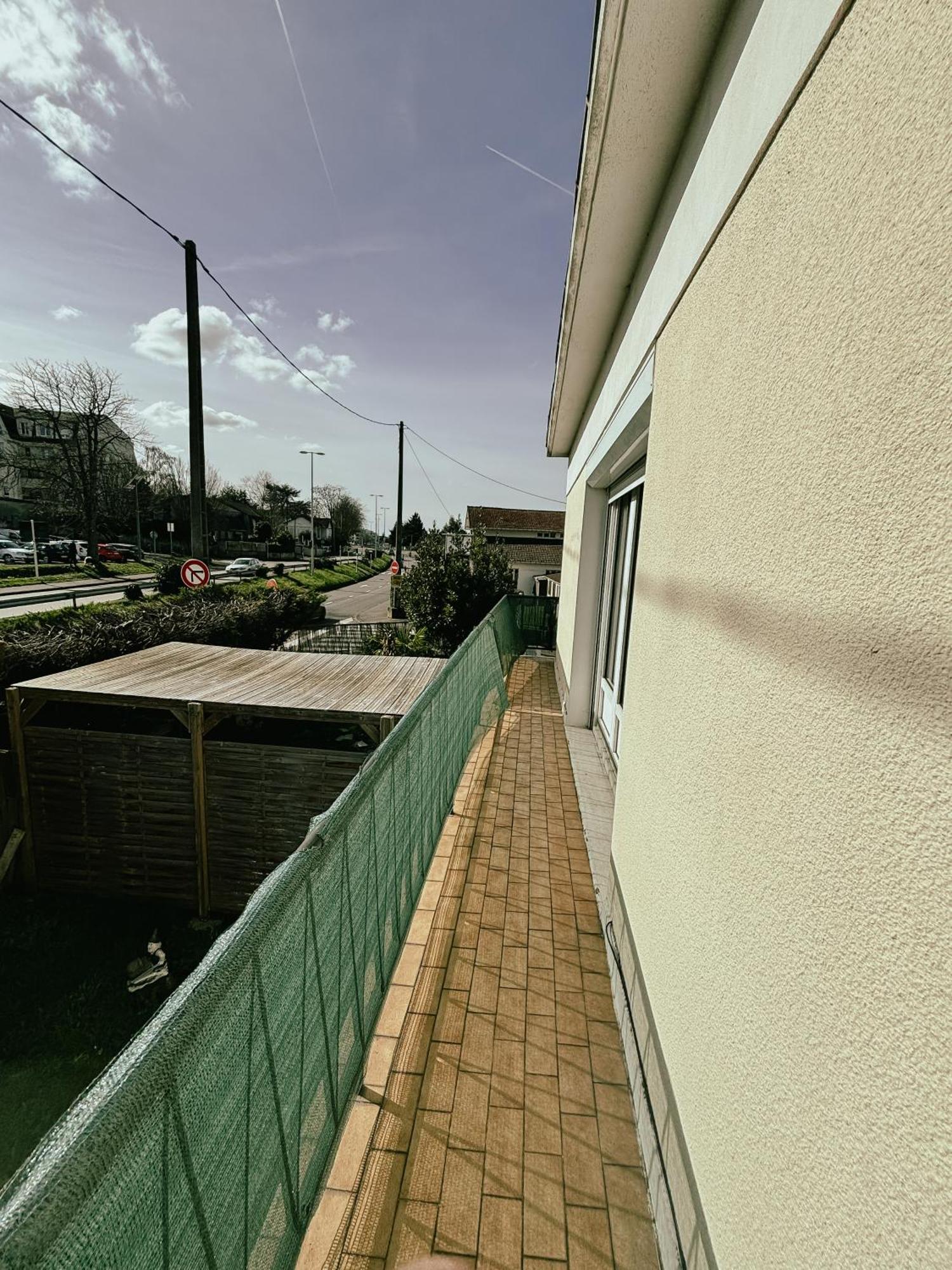 Duplex Avec Jardin - Proche Paris - Disneyland - Rer - Noisy-le-Grand Eksteriør billede